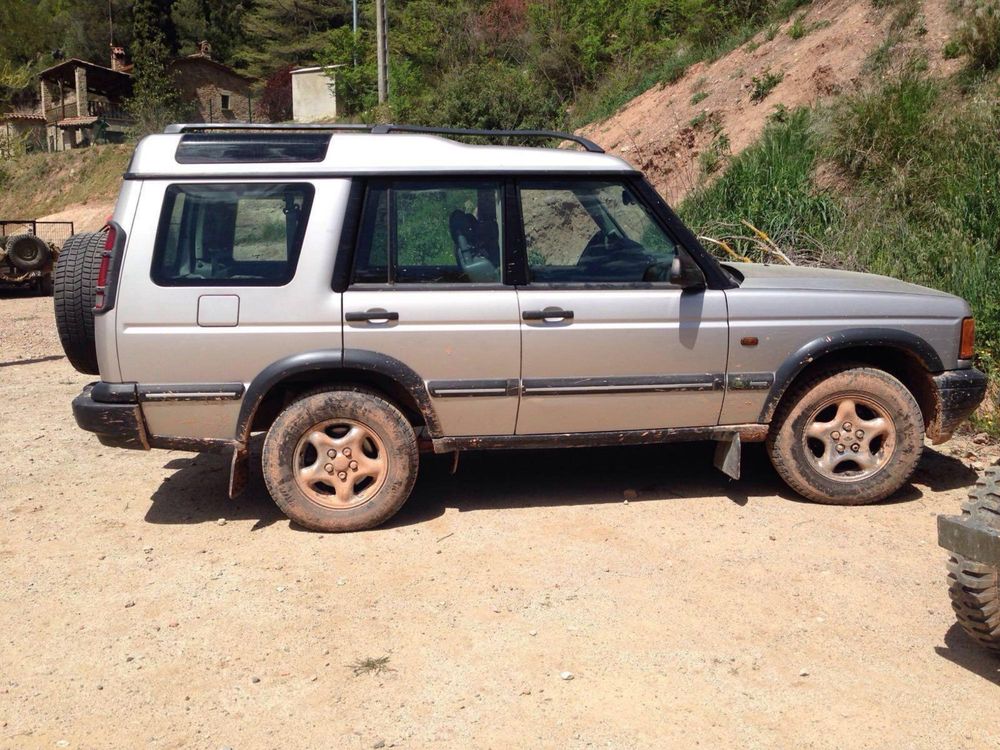Discovery 2001